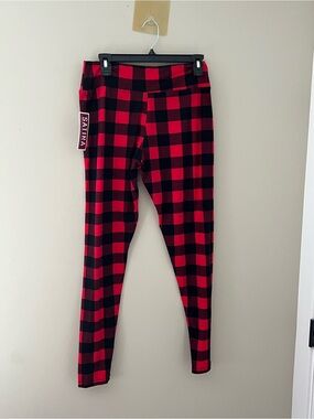 SATINA Women’s Plus Size Red Black Buffalo Plaid Leggings NWT